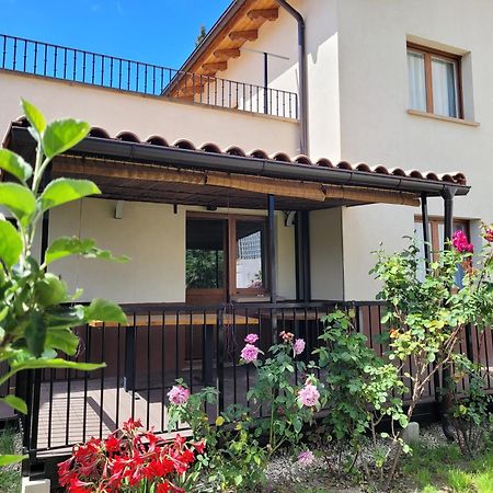 Casa Julio, Bonita Casa Comoda Y Espaciosa, Totalmente Reformada Con Terraza Y Jardin Privado Riezu 外观 照片