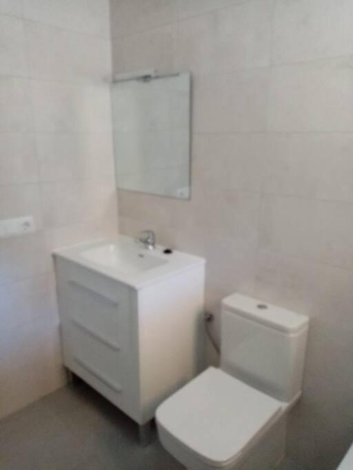 Casa Julio, Bonita Casa Comoda Y Espaciosa, Totalmente Reformada Con Terraza Y Jardin Privado Riezu 外观 照片