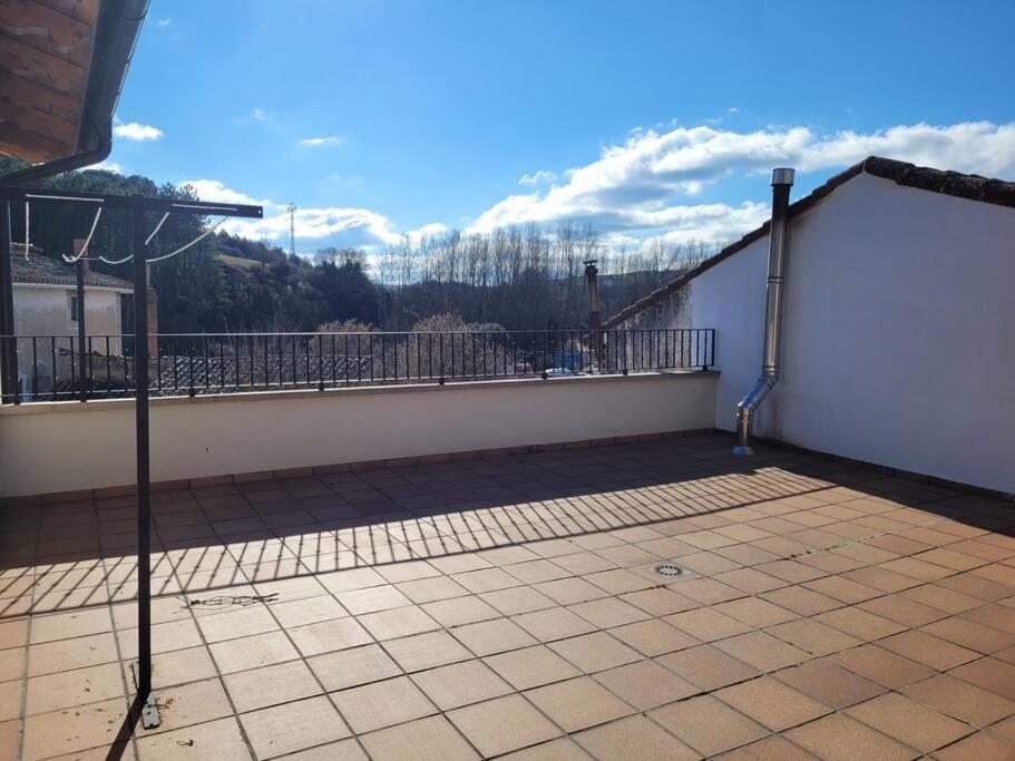 Casa Julio, Bonita Casa Comoda Y Espaciosa, Totalmente Reformada Con Terraza Y Jardin Privado Riezu 外观 照片