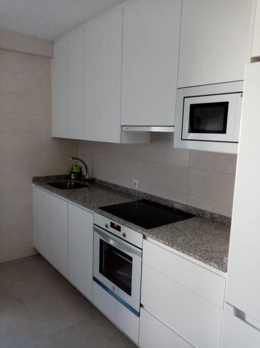 Casa Julio, Bonita Casa Comoda Y Espaciosa, Totalmente Reformada Con Terraza Y Jardin Privado Riezu 外观 照片