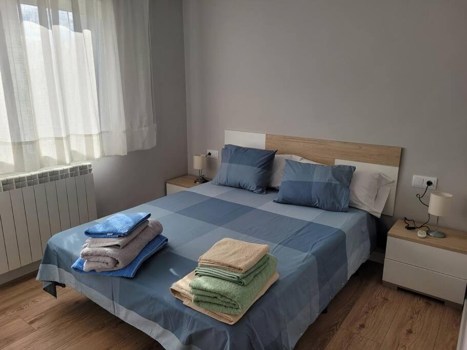 Casa Julio, Bonita Casa Comoda Y Espaciosa, Totalmente Reformada Con Terraza Y Jardin Privado Riezu 外观 照片